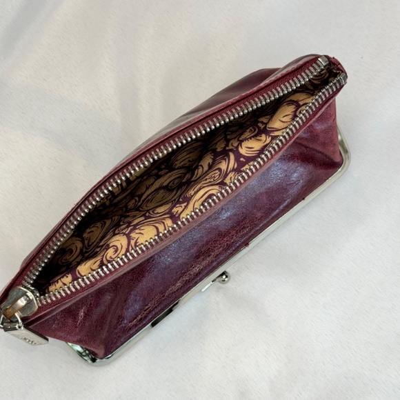 HOBO Leather Clutch/Wallet (burgundy) - Picture 4 of 7